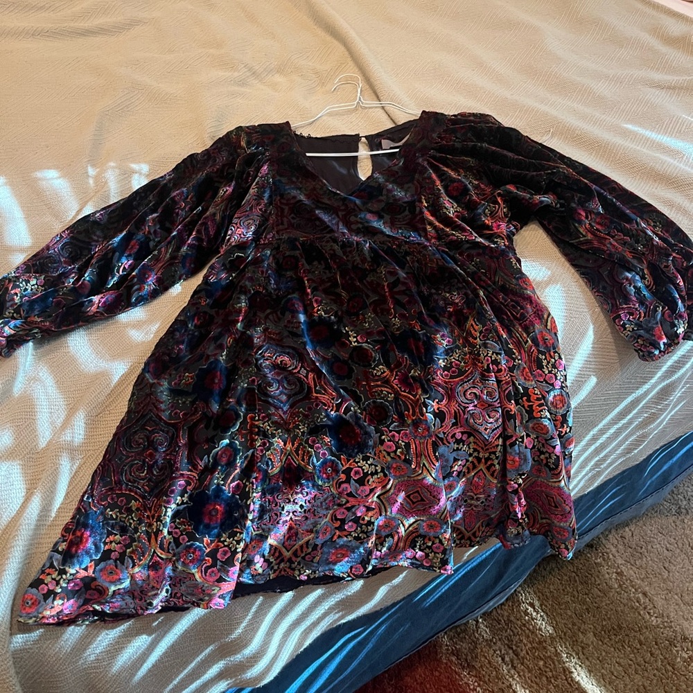 Mona Burnout Velvet Mini Dress - Picture 12 of 16